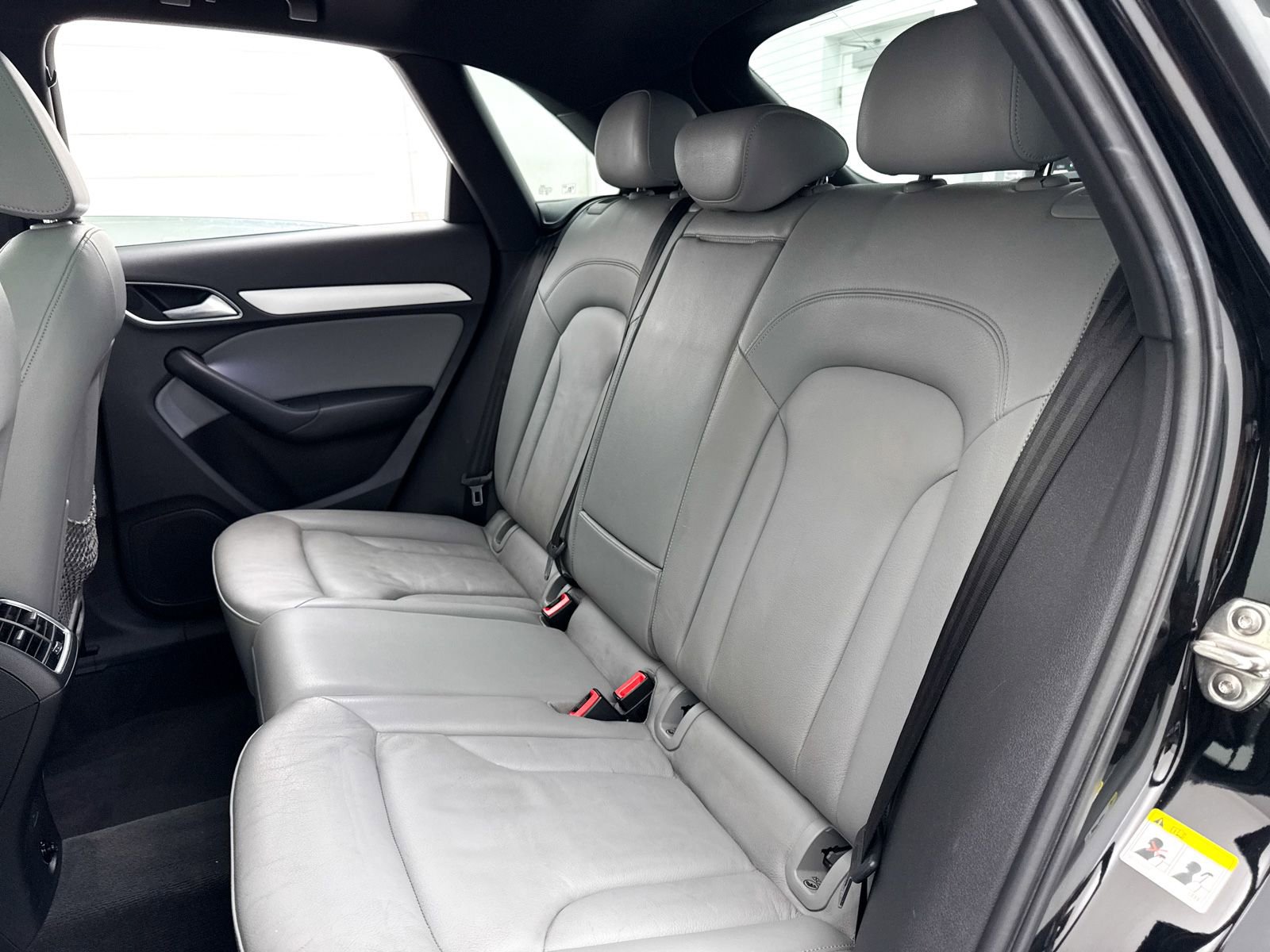 Used 2018 Audi Q3 2.0T Premium FWD image 25