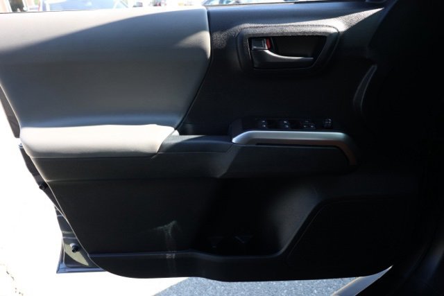 Used 2021 Toyota Tacoma SR5 image 22