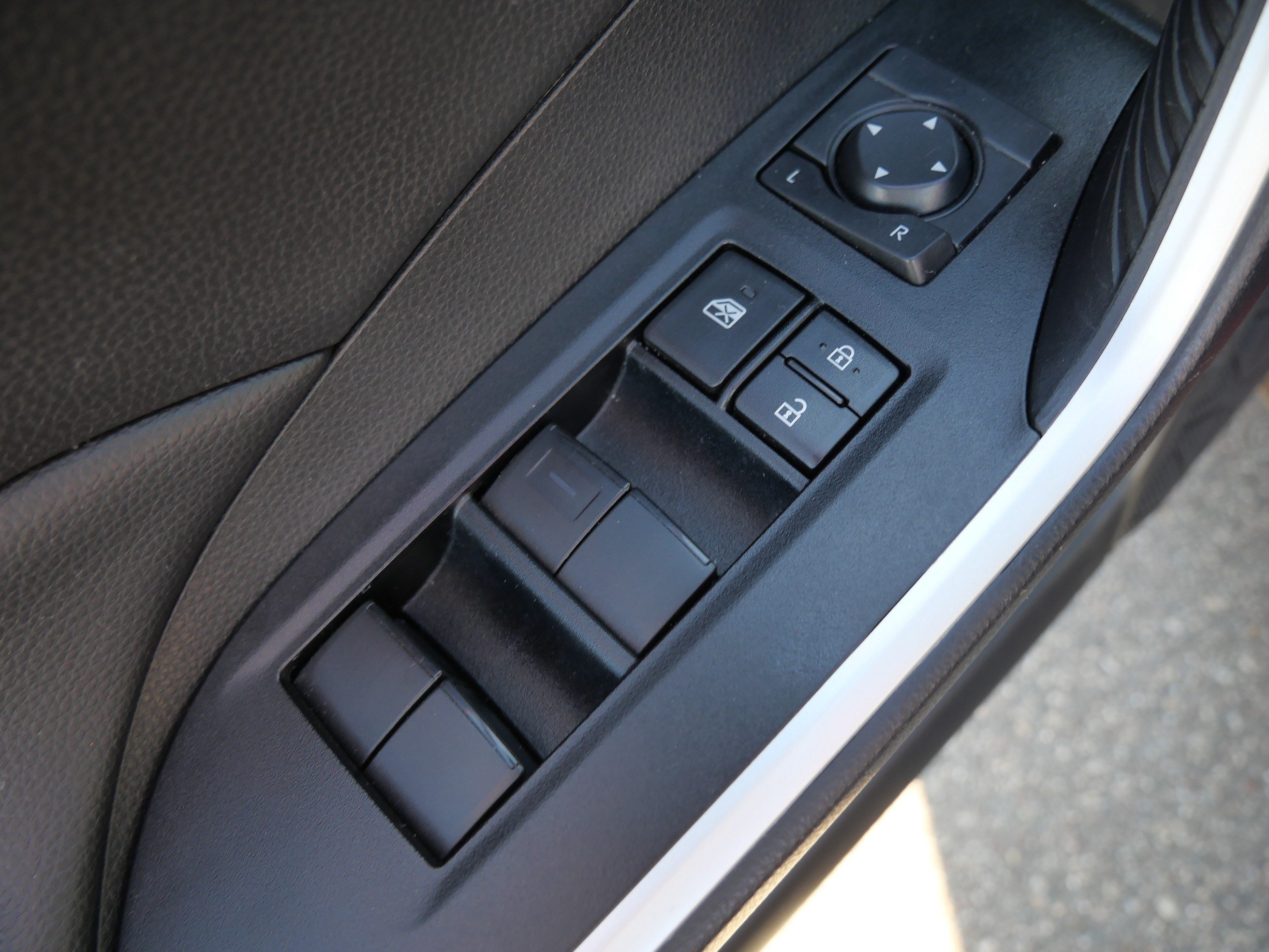 Certified 2025 Toyota RAV4 LE AWD/4WD image 20
