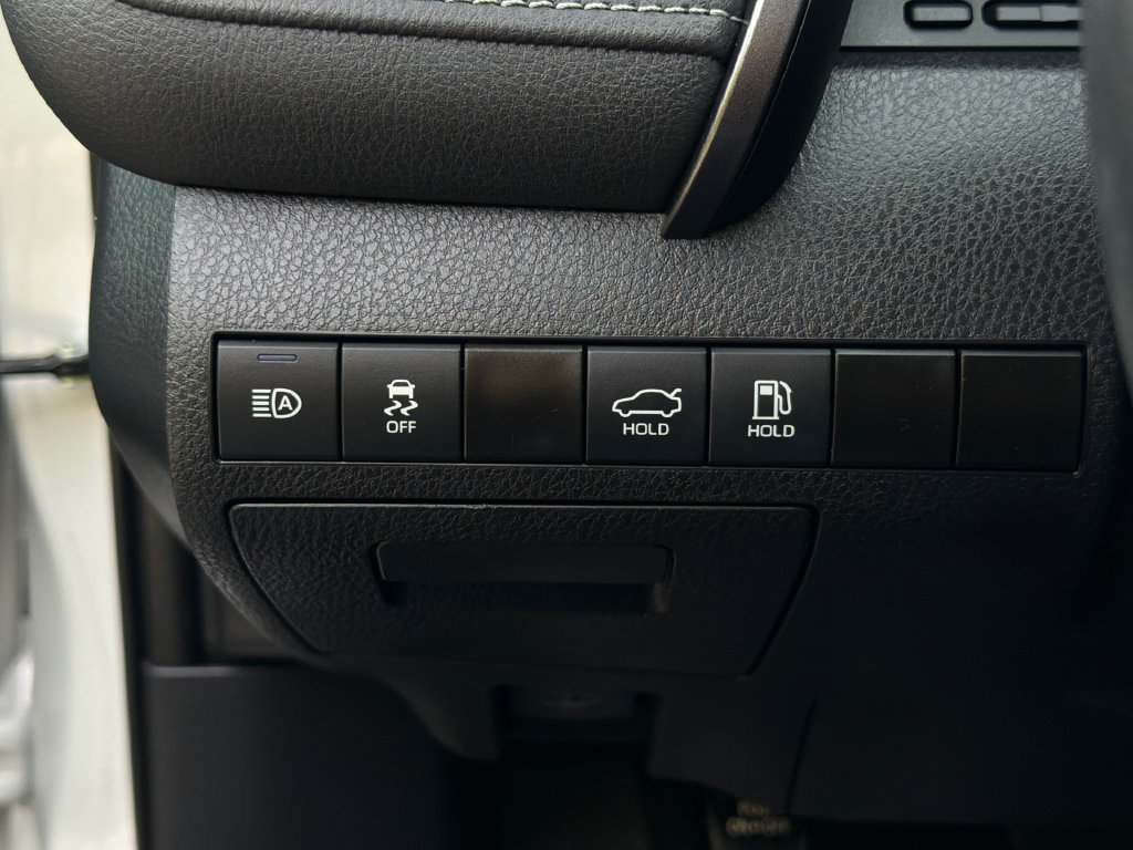 Used 2024 Toyota Camry SE FWD image 22