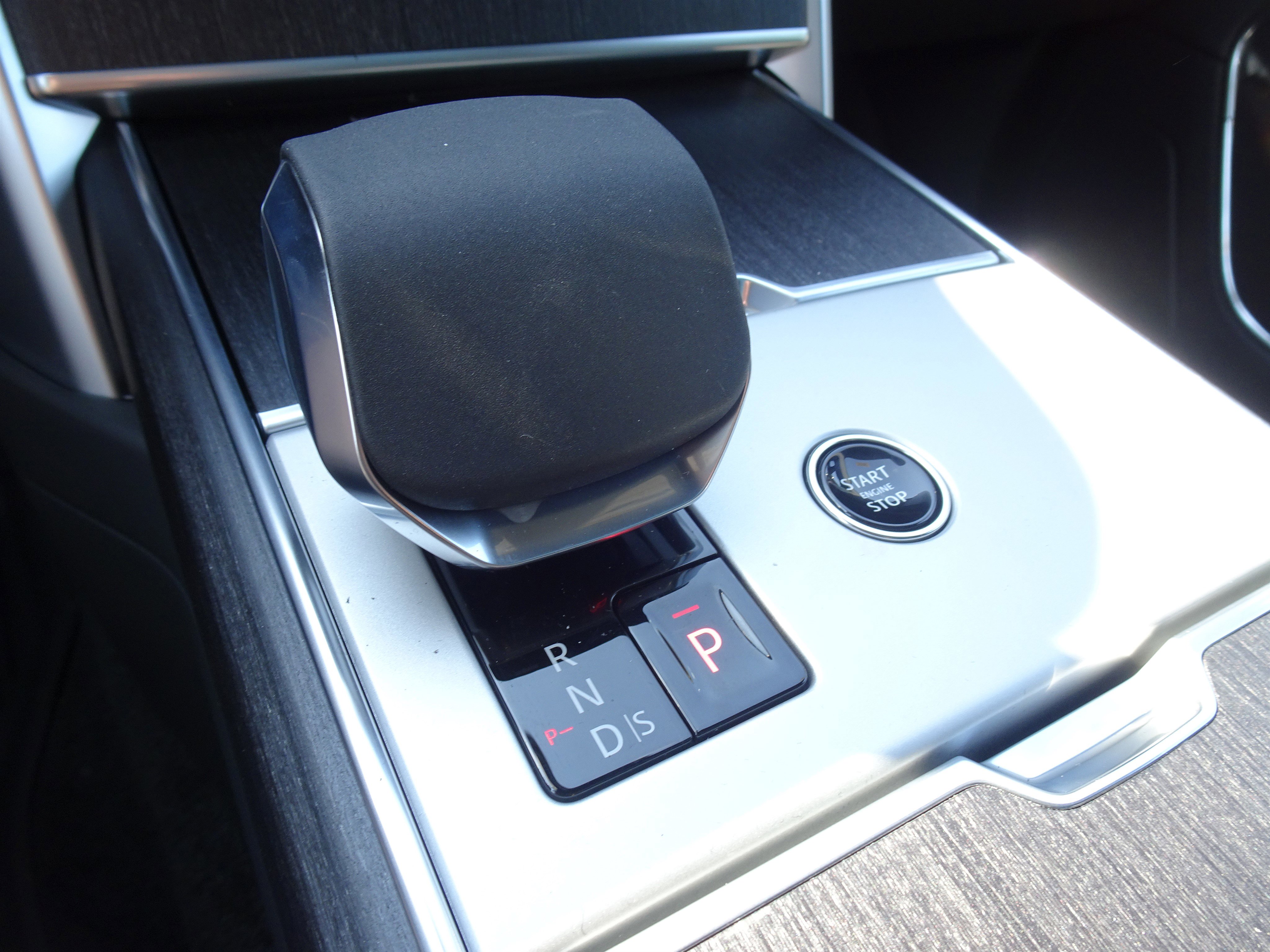 New 2026 Land Rover Range Rover SE AWD/4WD image 26