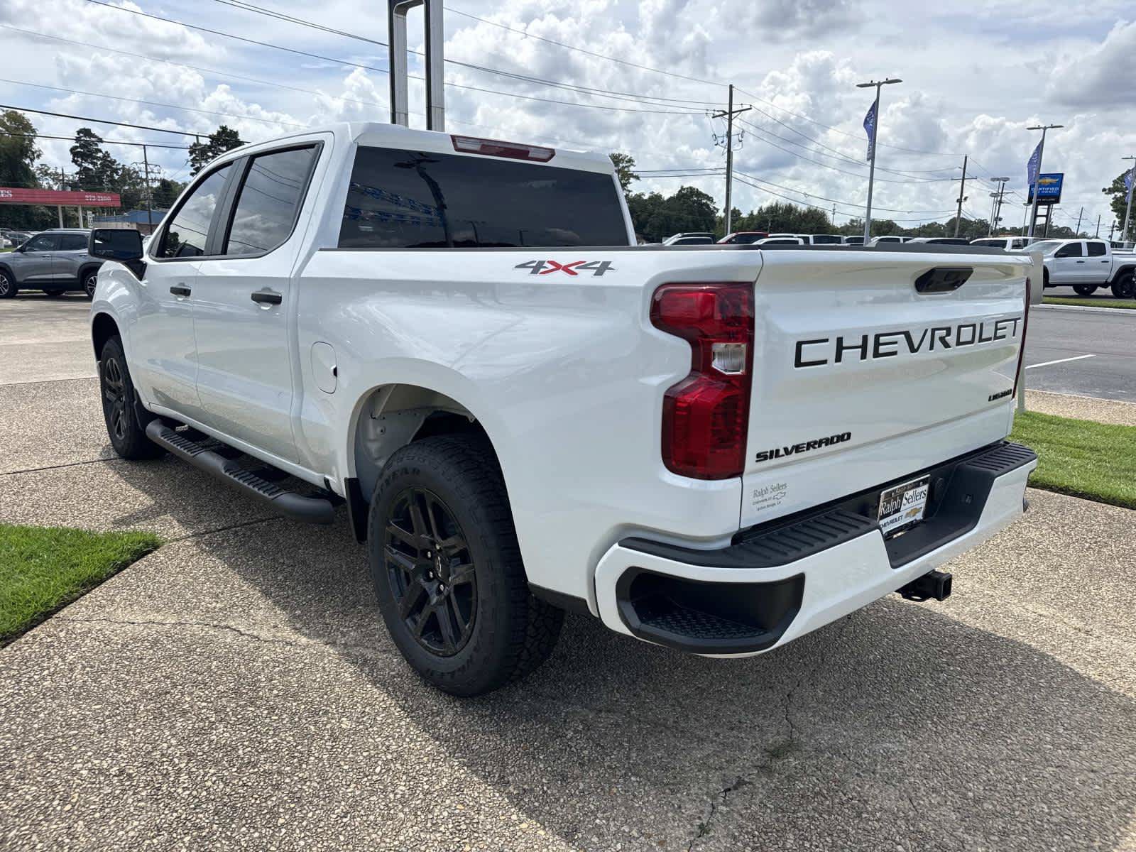 New 2026 Chevrolet Silverado 1500 Custom w/ Turbomax Blackout Package AWD/4WD image 4