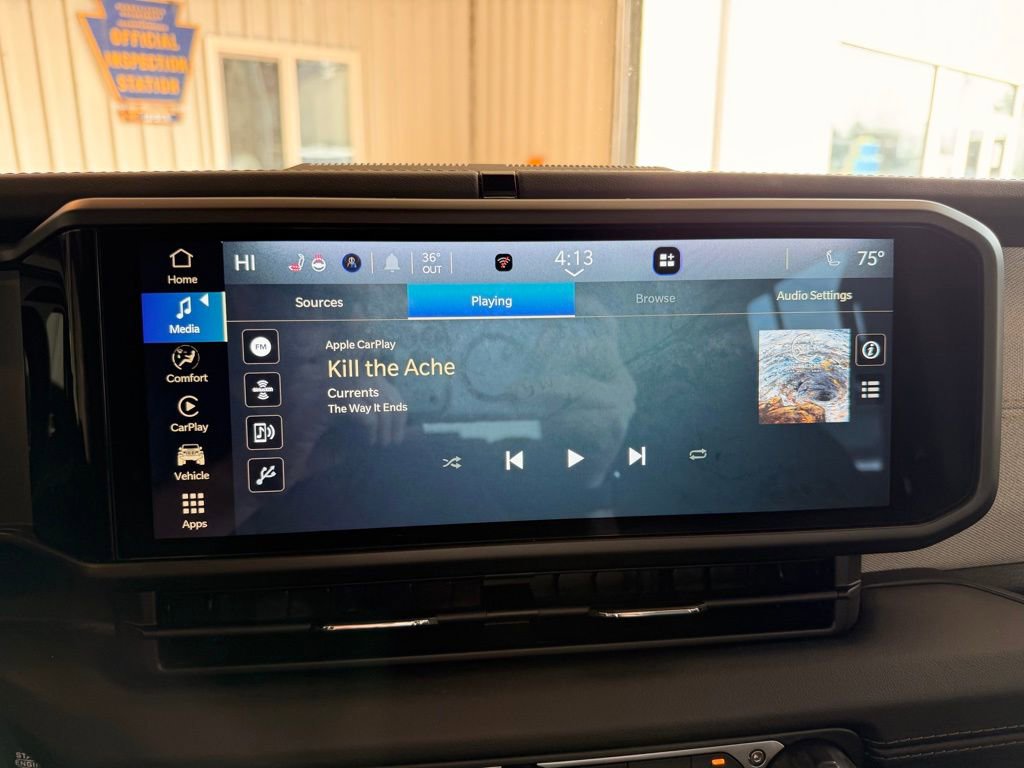 Used 2025 Jeep Wrangler Sahara image 14