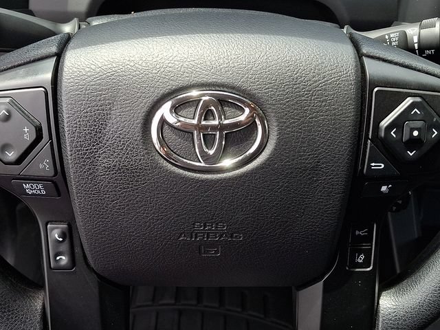 Used 2021 Toyota Tacoma SR w/ SR Convenience Package RWD image 19