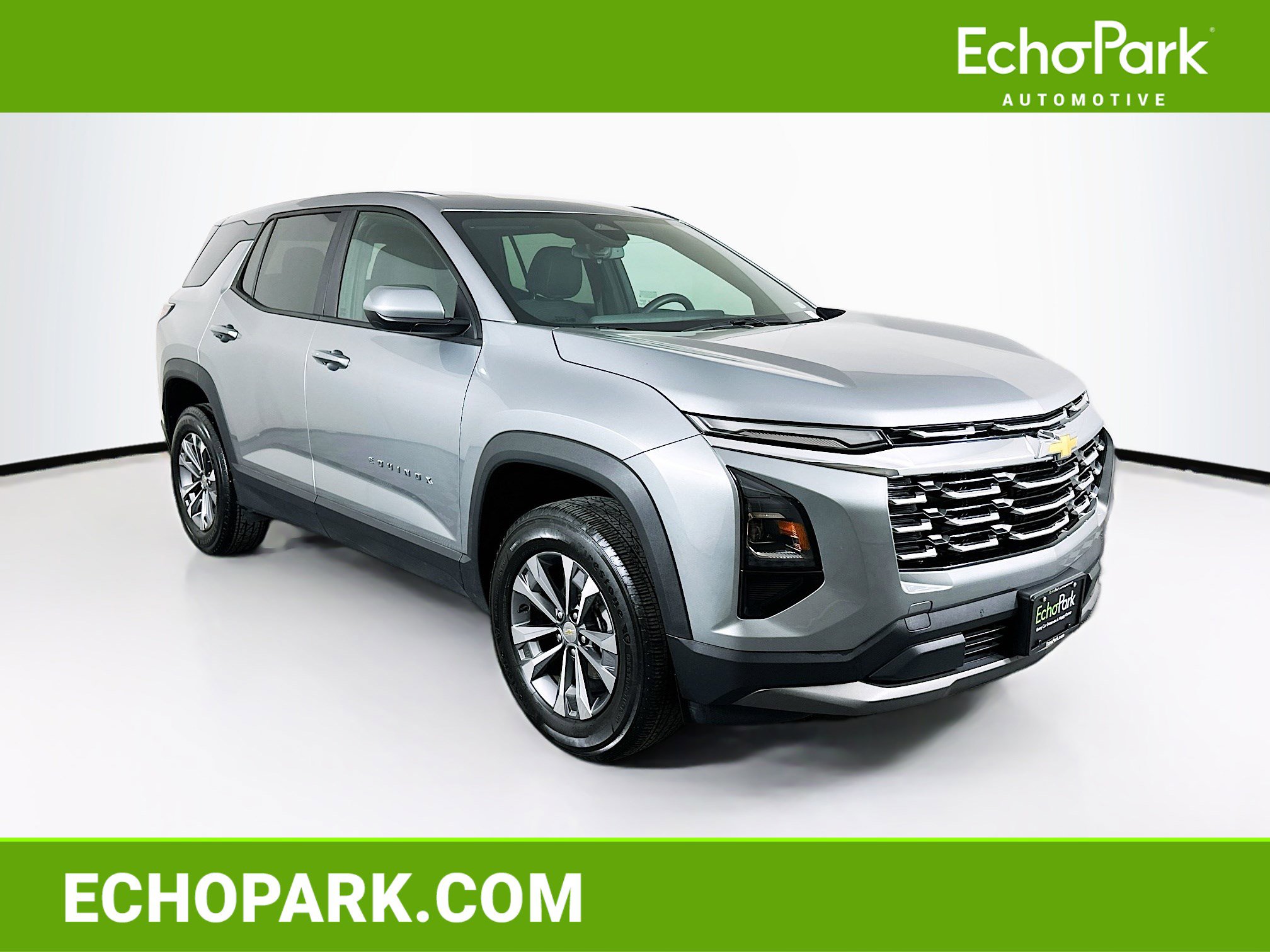 Used 2025 Chevrolet Equinox LT FWD image 1