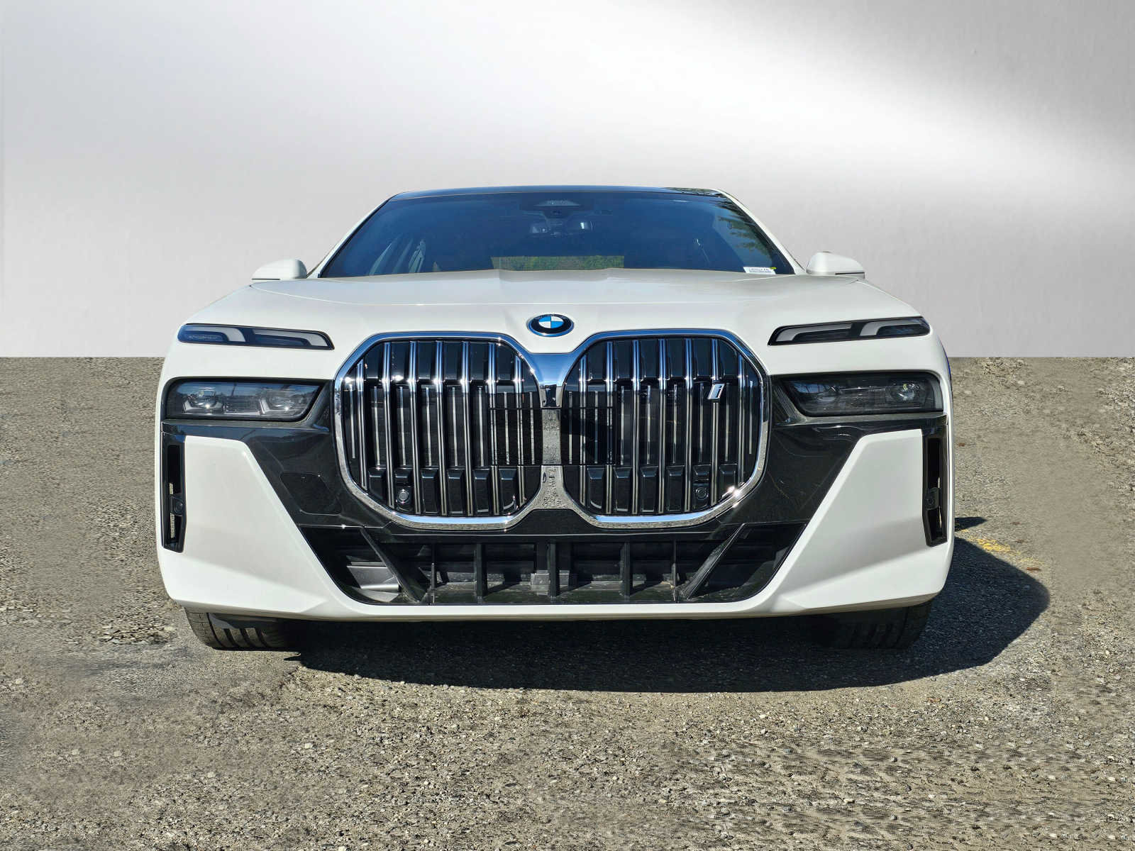 New 2024 BMW i7 xDrive60 image 8