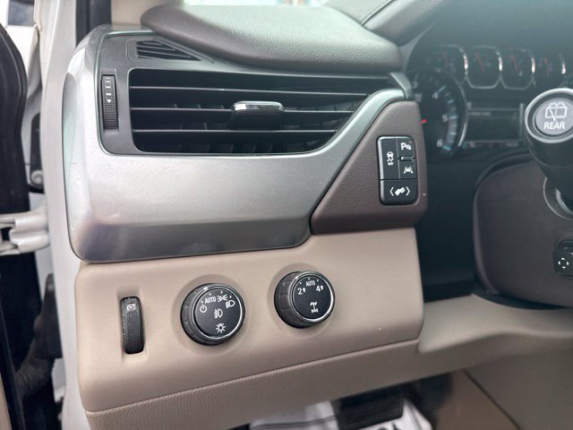 Used 2016 Chevrolet Suburban LTZ AWD/4WD image 23