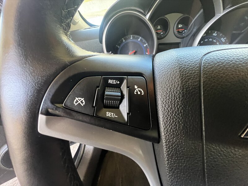 Used 2014 Chevrolet Cruze LT FWD image 38