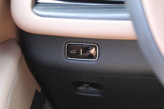 New 2026 Lincoln Navigator Black Label AWD/4WD image 20