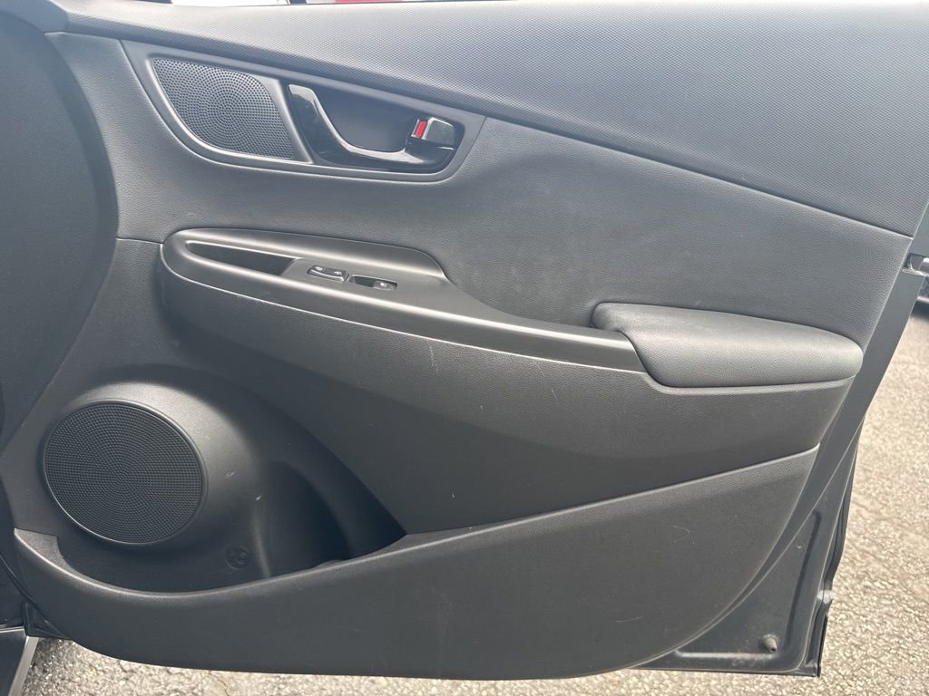Used 2018 Hyundai Kona Limited AWD/4WD image 60