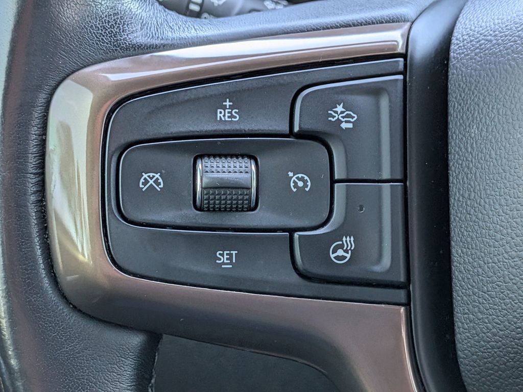 Used 2020 Chevrolet Silverado 1500 High Country w/ Technology Package image 29