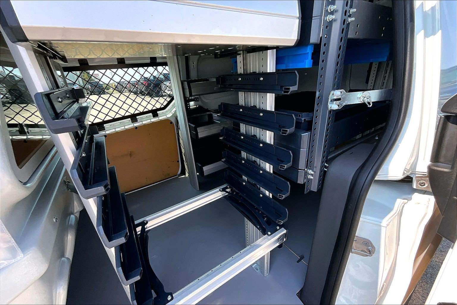 Used 2023 Ford Transit Connect XL FWD image 18