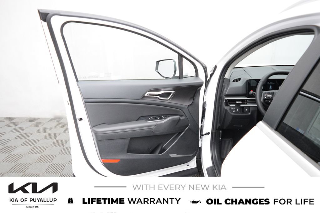 New 2026 Kia Sportage EX AWD/4WD image 9