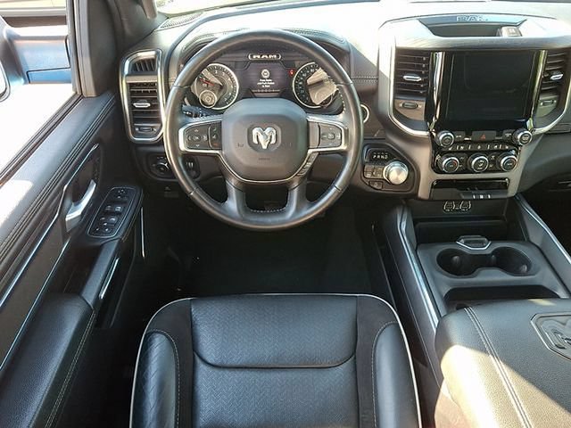 Used 2024 RAM 1500 Laramie AWD/4WD image 11