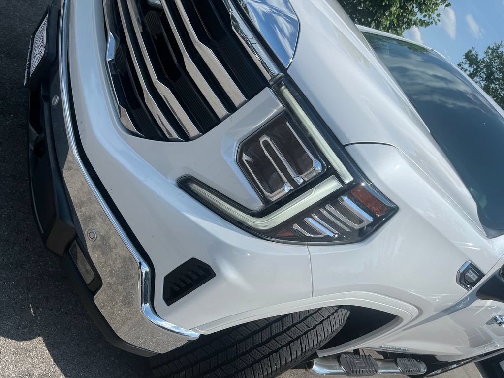 Used 2022 GMC Sierra 1500 SLT AWD/4WD image 35