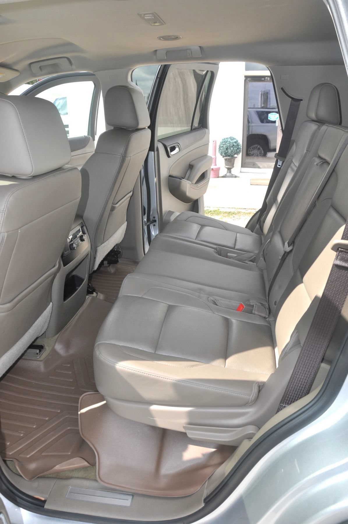 Used 2017 GMC Yukon SLT RWD image 31