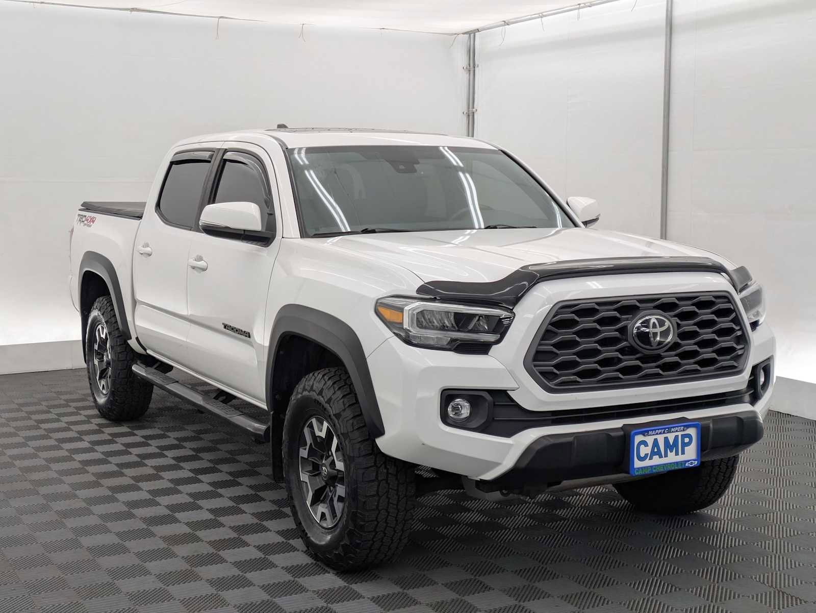 Used 2020 Toyota Tacoma TRD Off-Road w/ TRD Premium Off Road Package image 8