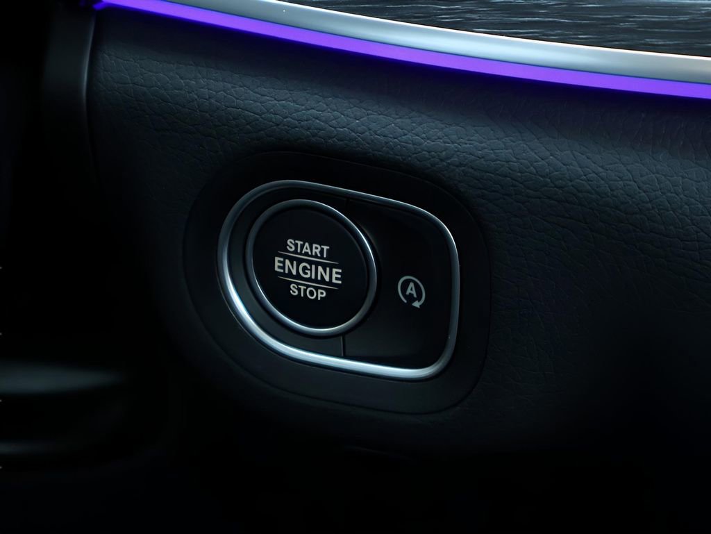 Certified 2025 Mercedes-Benz GLS 450 4MATIC image 31