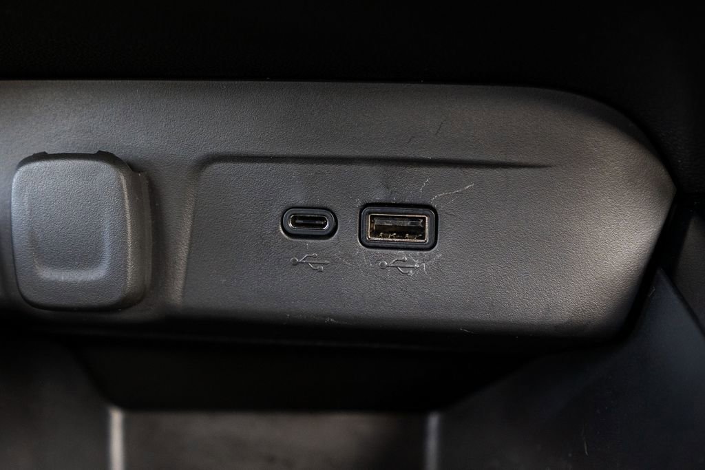 Used 2025 Chevrolet Trax RS w/ Driver Confidence Package image 19