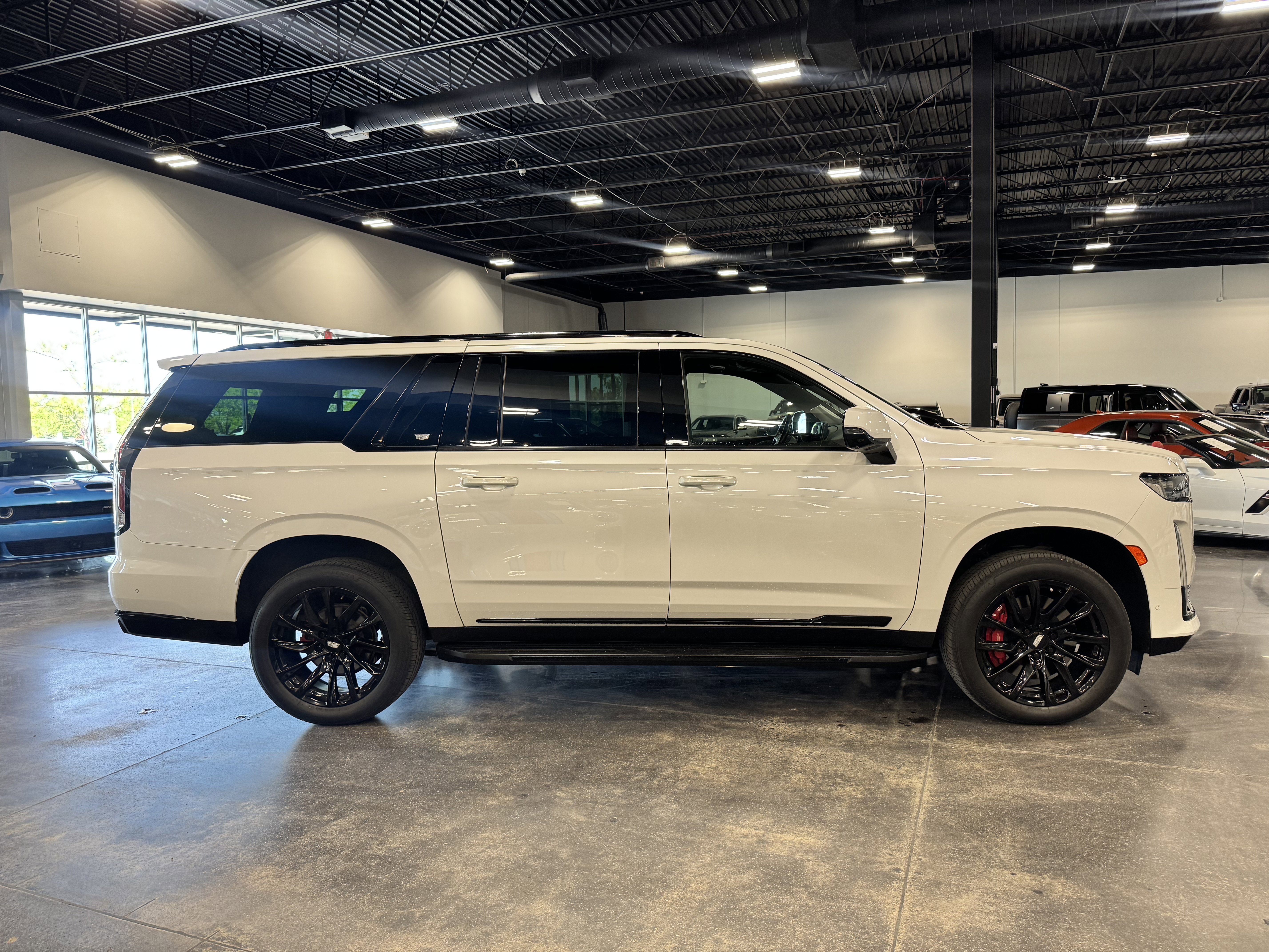 Used 2021 Cadillac Escalade ESV Sport w/ Driver Assist Tech Package image 2