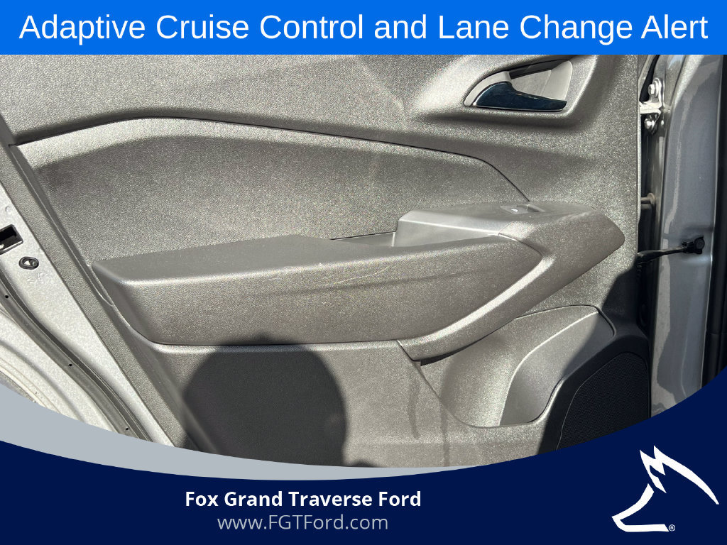 Used 2025 Chevrolet Trax LT w/ Driver Confidence Package FWD image 33