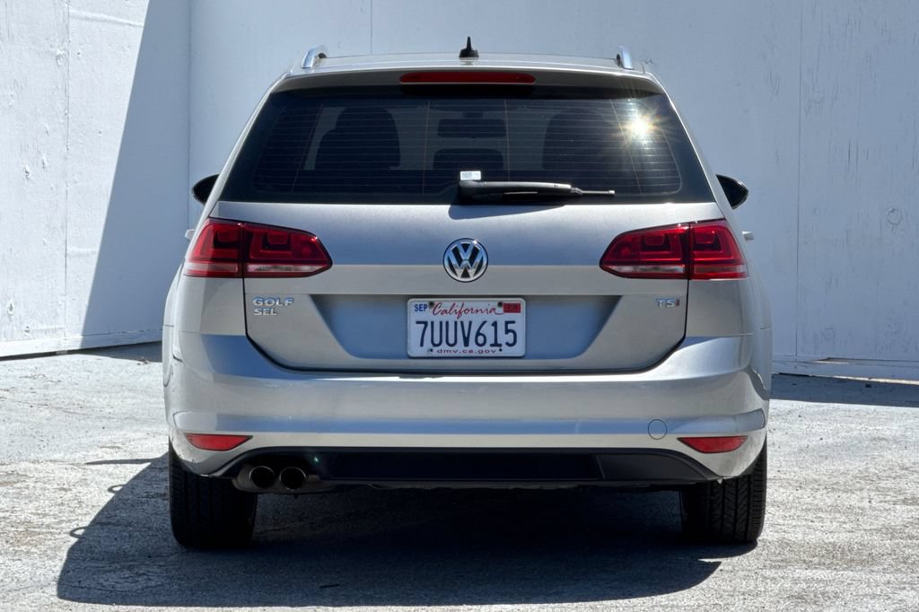 Used 2017 Volkswagen Golf SEL FWD image 4