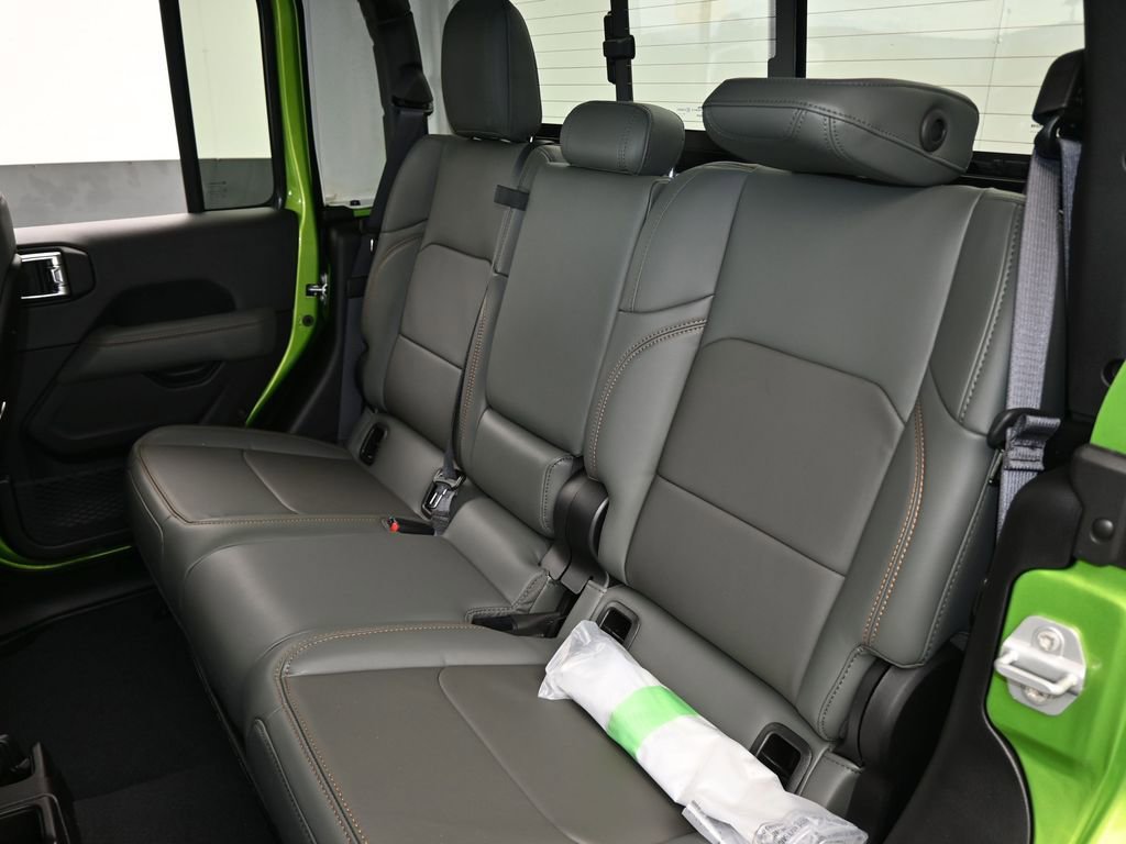 New 2026 Jeep Gladiator Mojave image 29