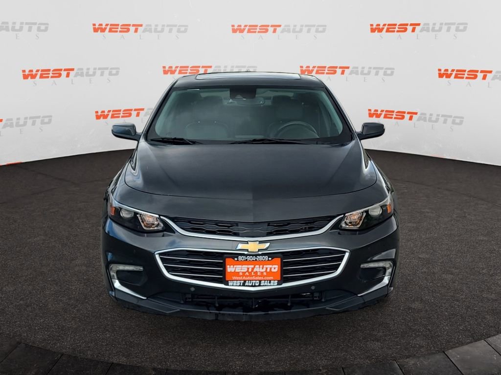 Used 2017 Chevrolet Malibu Premier w/ Premier Sun and Wheel Package FWD image 8