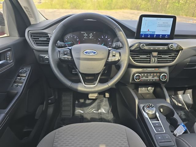 Certified 2021 Ford Escape SE w/ SE Sport Appearance Package AWD/4WD image 12
