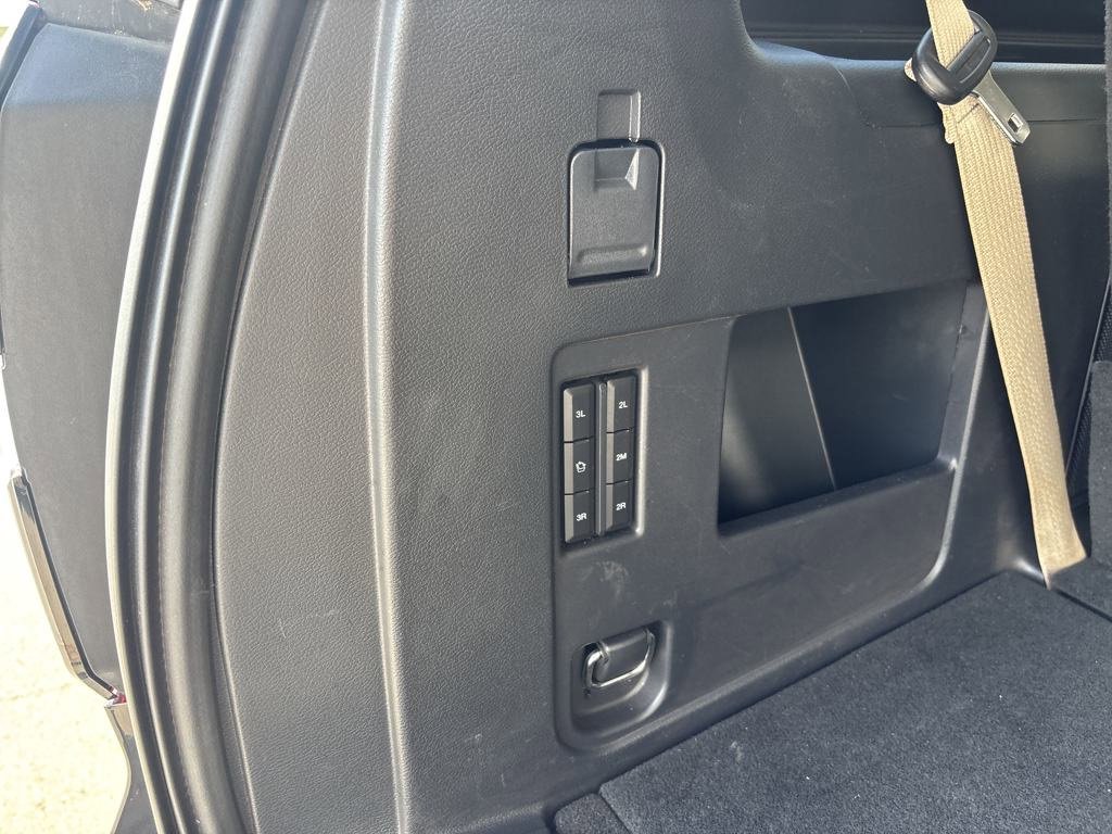 Used 2024 Ford Expedition Limited image 32