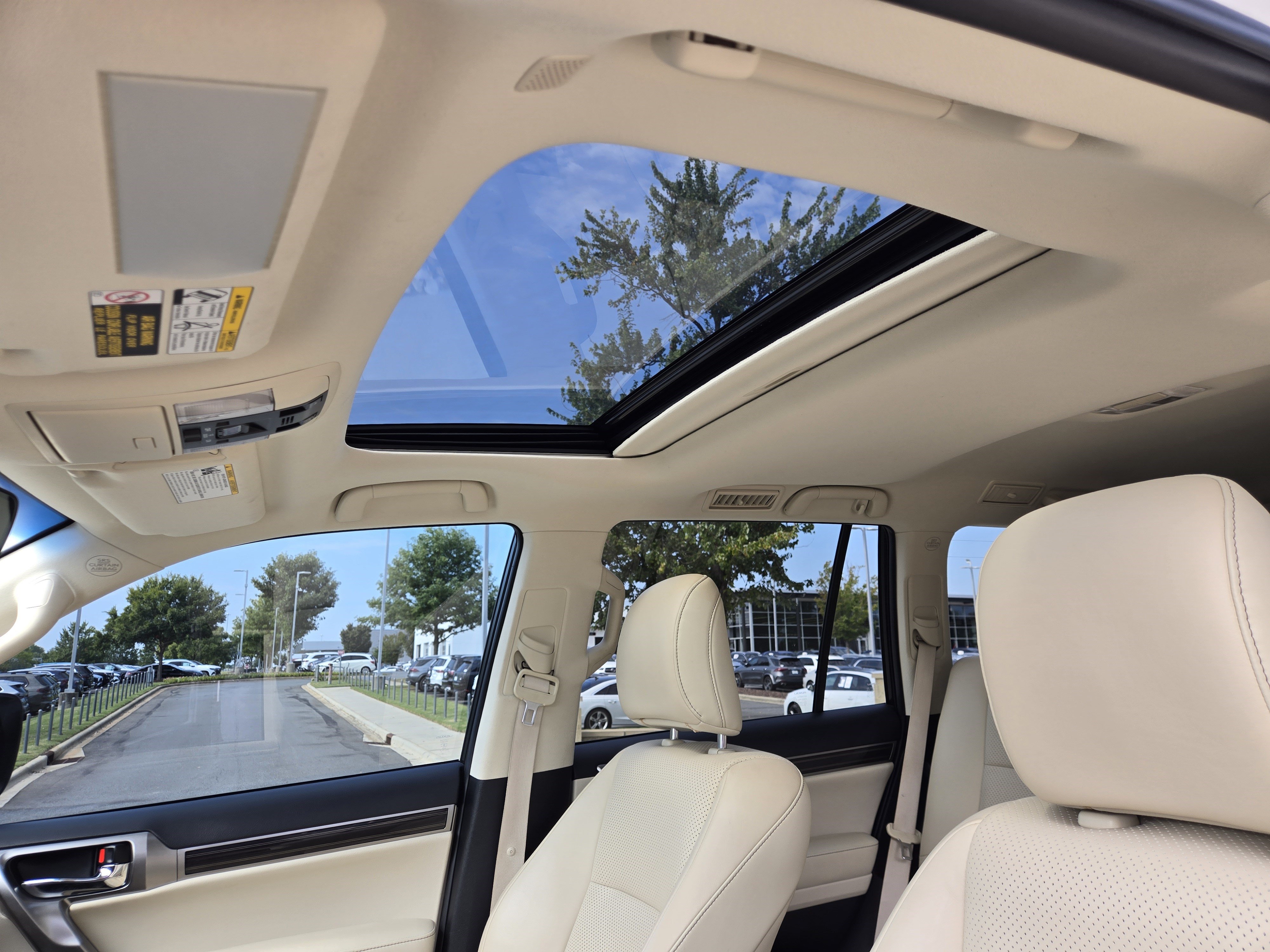 Certified 2023 Lexus GX 460 Luxury w/ Accessory Package AWD/4WD image 31