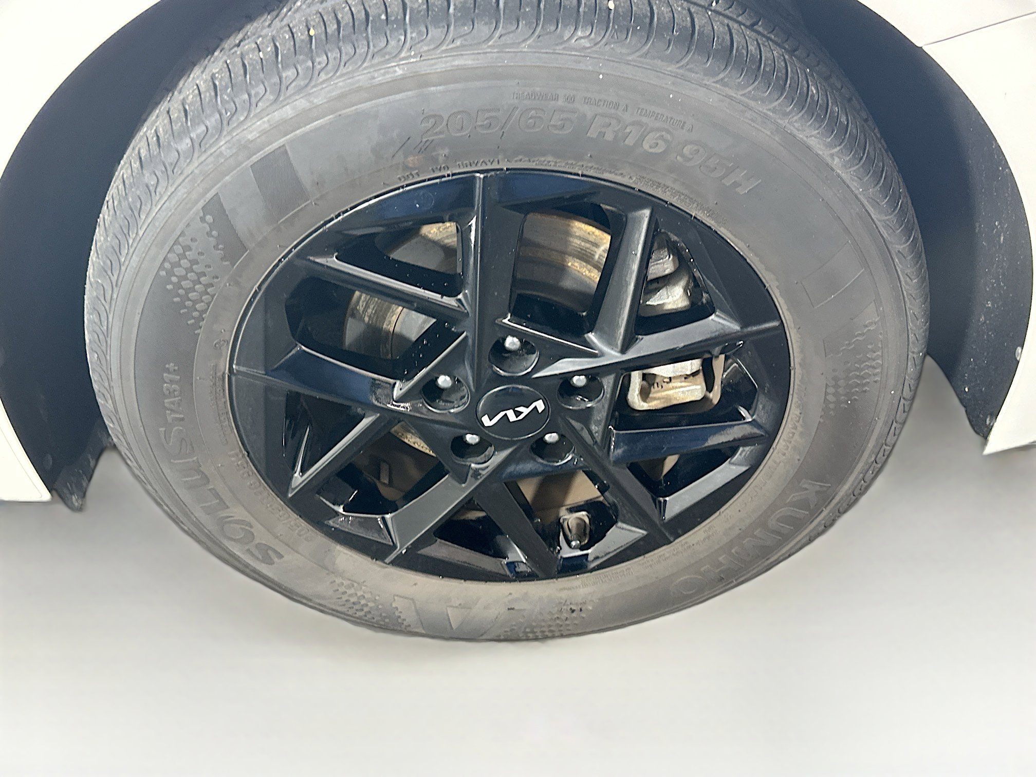 Used 2025 Kia K5 LXS image 11