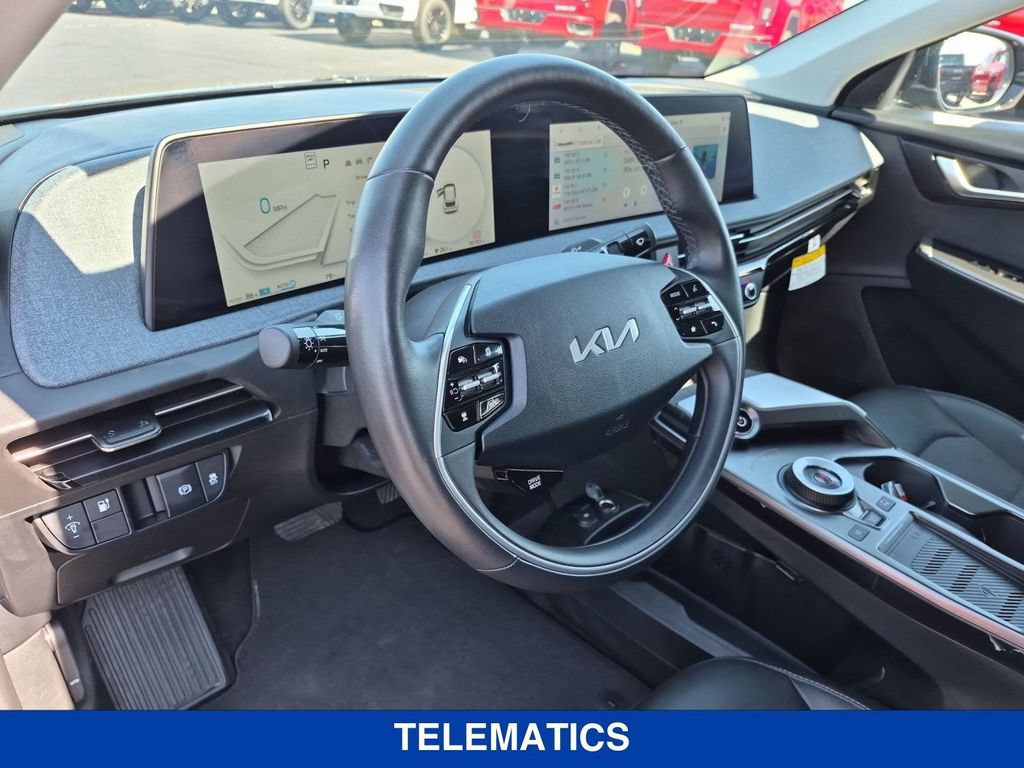 Used 2024 Kia EV6 Light AWD/4WD image 13