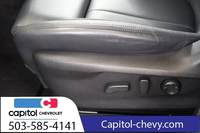 Used 2025 Subaru Ascent Bronze Edition w/ Onyx Package image 14