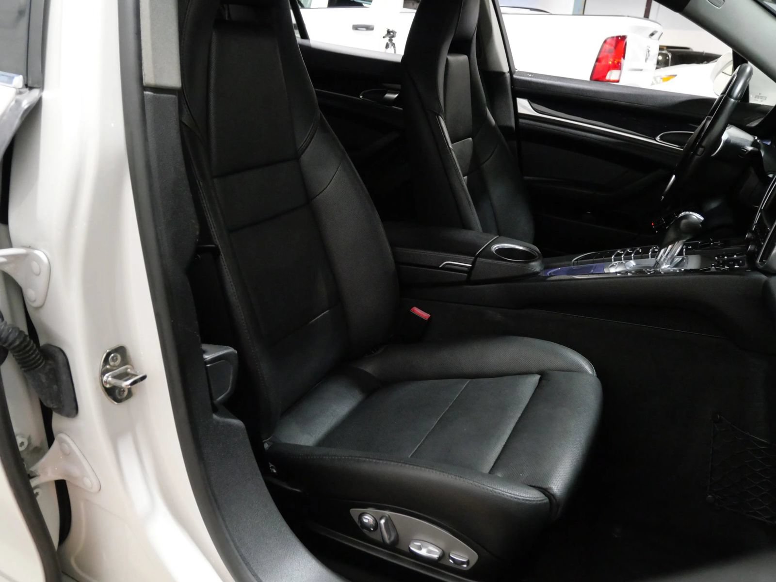 Used 2011 Porsche Panamera S RWD image 14