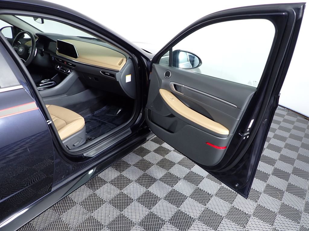 Used 2020 Hyundai Sonata Limited FWD image 42