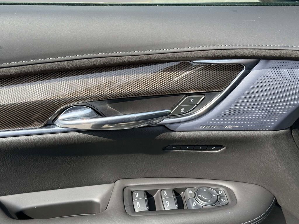 Used 2025 Cadillac XT6 Sport w/ Platinum Package image 22