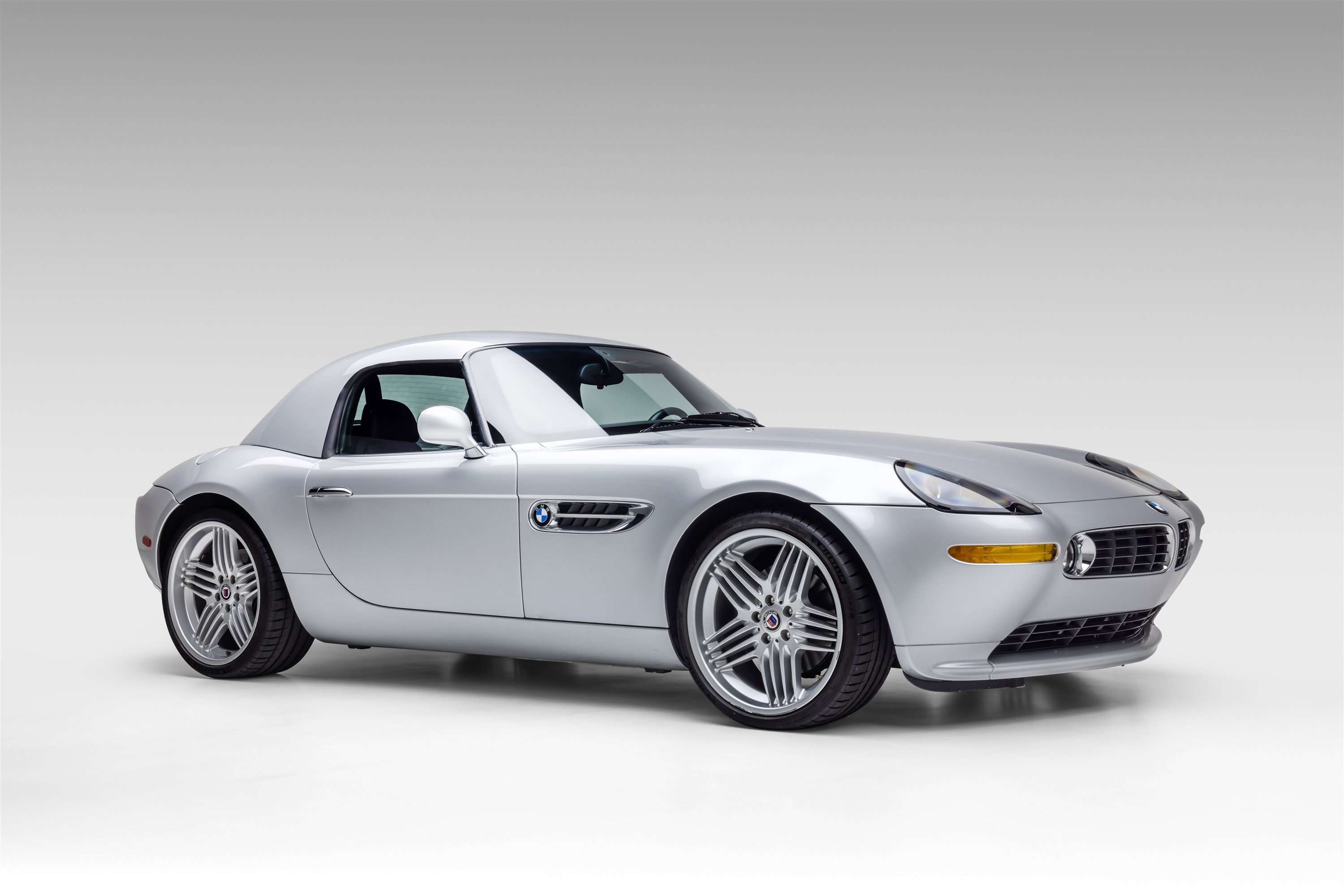 Used 2003 BMW Z8 image 14