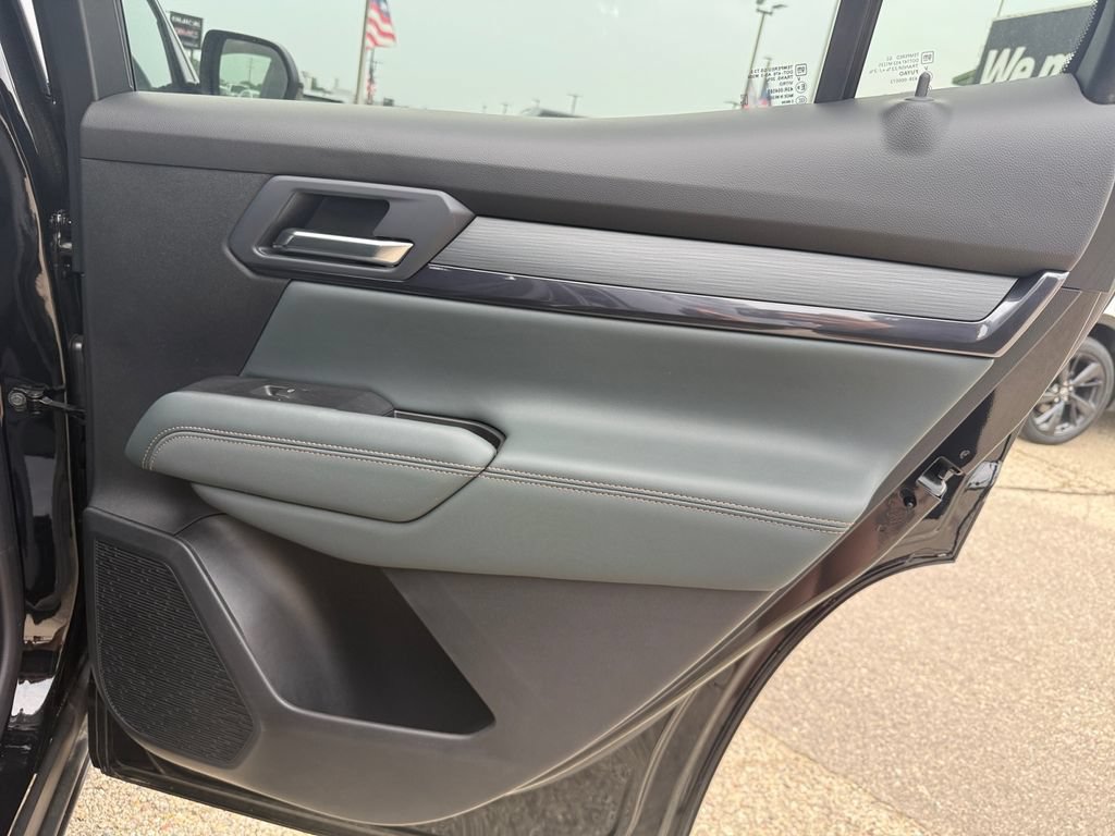 New 2026 GMC Terrain AT4 AWD/4WD image 39