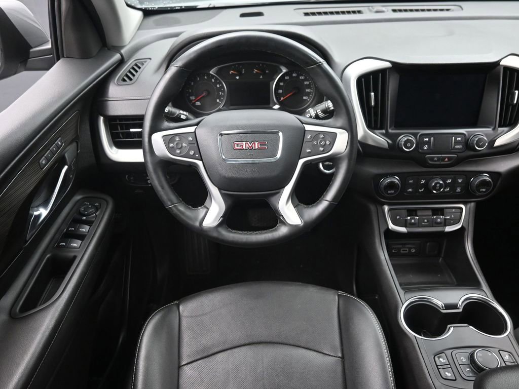 Used 2024 GMC Terrain SLT image 11
