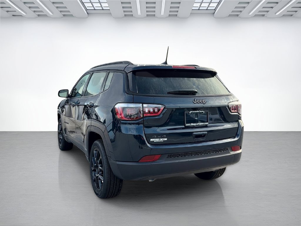 New 2026 Jeep Compass Latitude AWD/4WD image 5