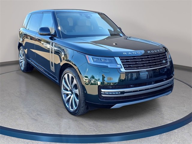New 2026 Land Rover Range Rover Long Wheelbase SE image 3