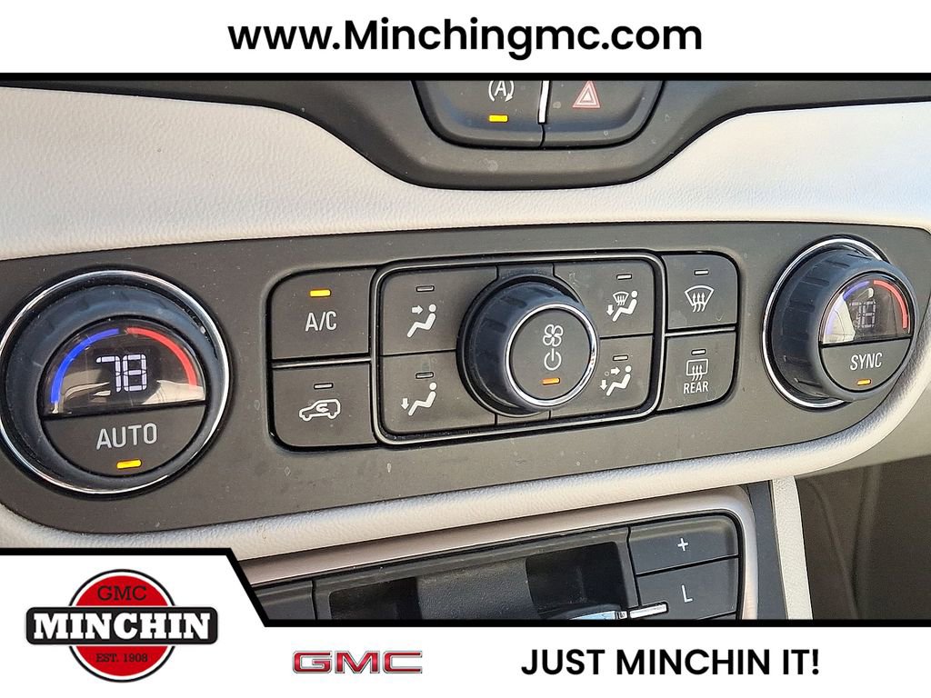 Used 2022 GMC Terrain Denali image 18