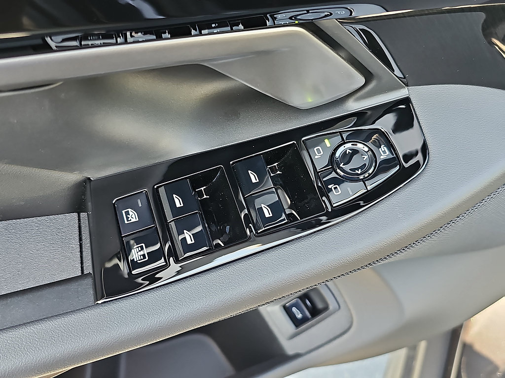 New 2026 BMW 530i w/ Executive Package RWD image 28