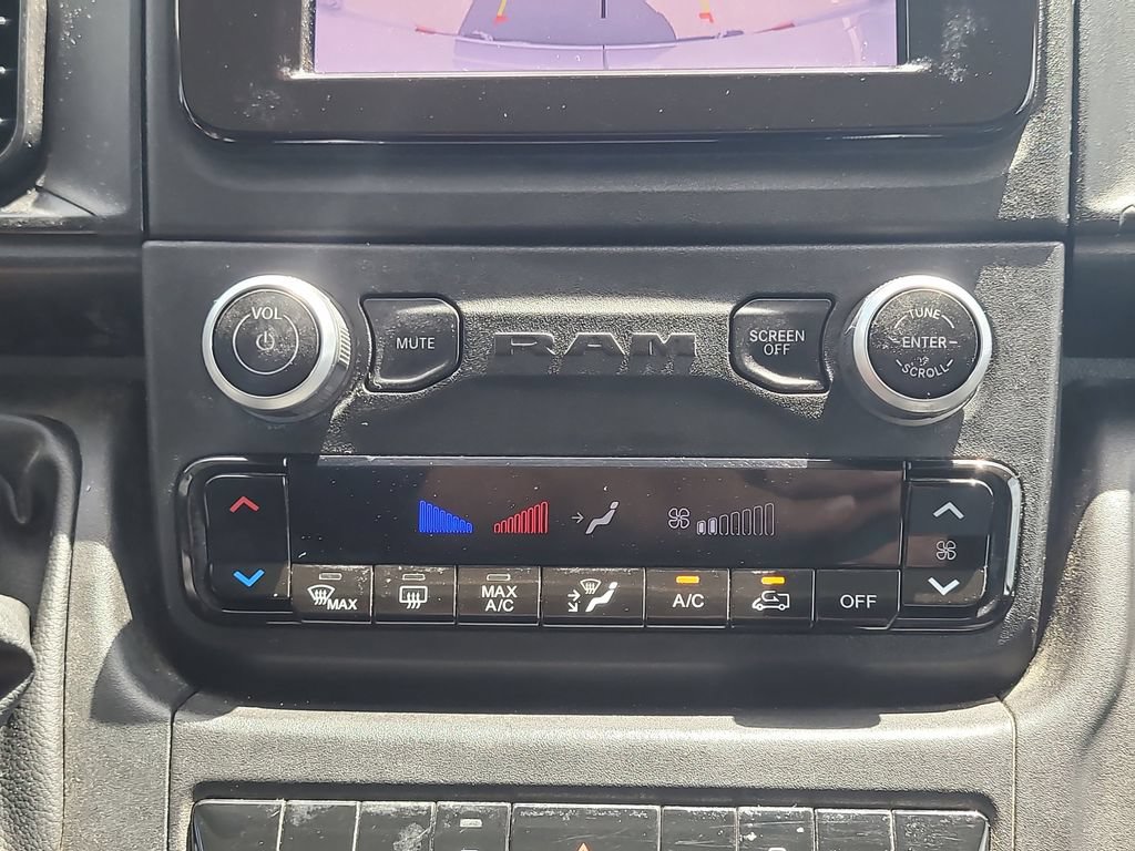 Used 2025 RAM ProMaster 2500 w/ Convenience Group FWD image 25
