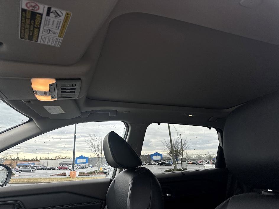 Certified 2023 Nissan Rogue SV w/ SV Premium Package image 19