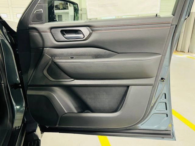 New 2026 Nissan Armada PRO-4X AWD/4WD image 38