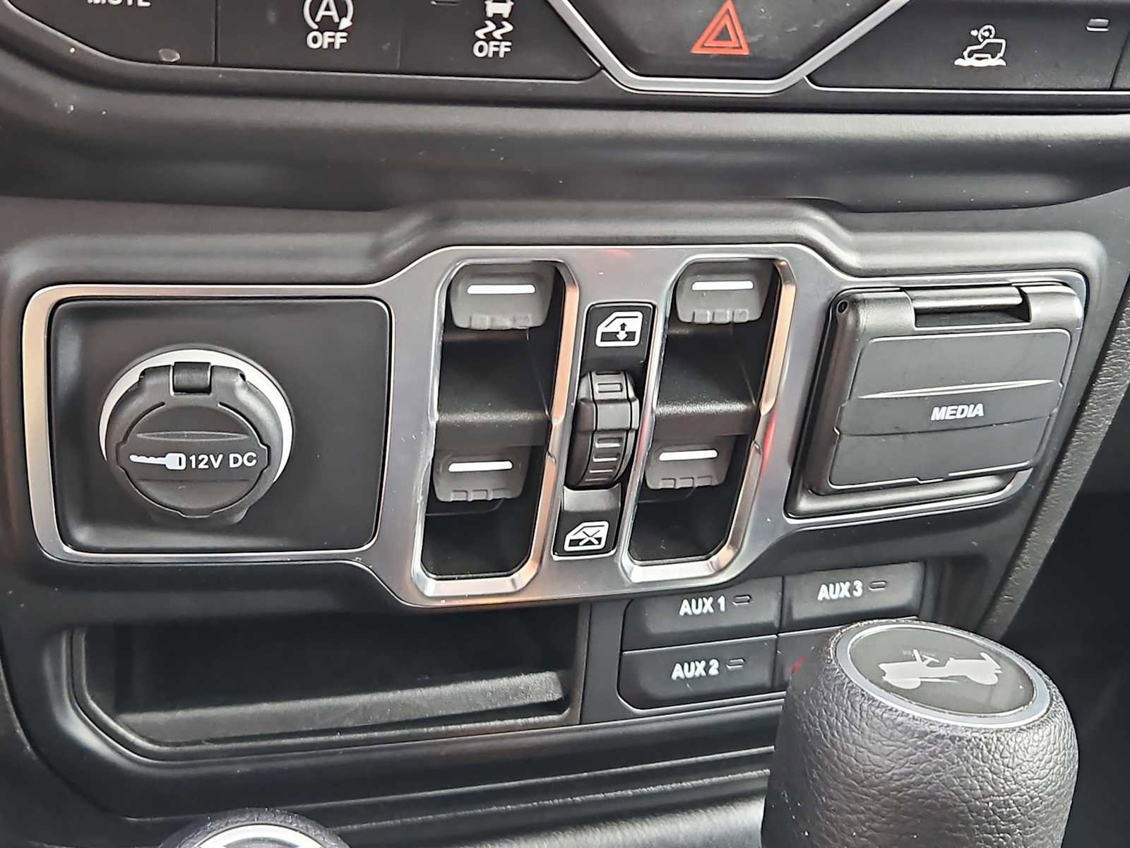 Used 2021 Jeep Wrangler Unlimited Sport image 38