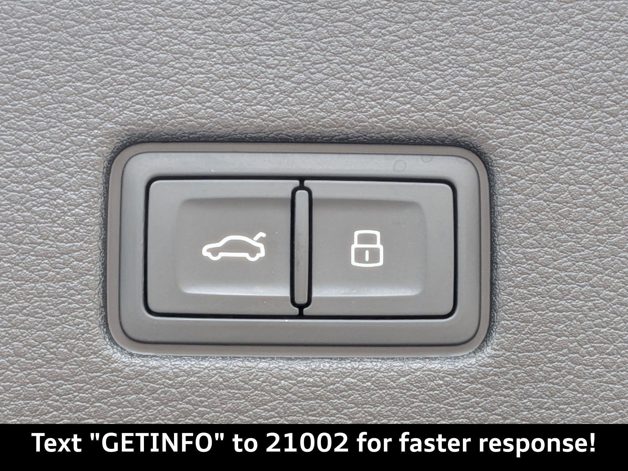 Used 2023 Audi Q8 Prestige image 16