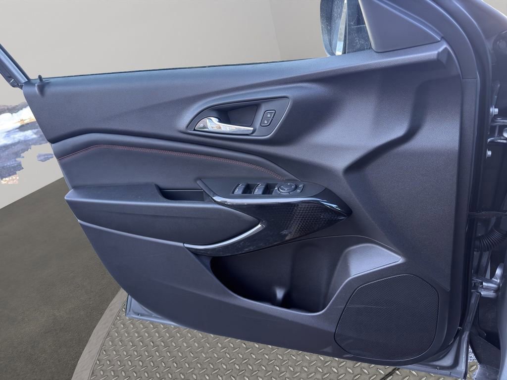 New 2026 Chevrolet Trax RS w/ Sunroof Package image 13